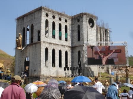 Registro fotográfico do acervo de campo — Santuário Jacareí P10 02.